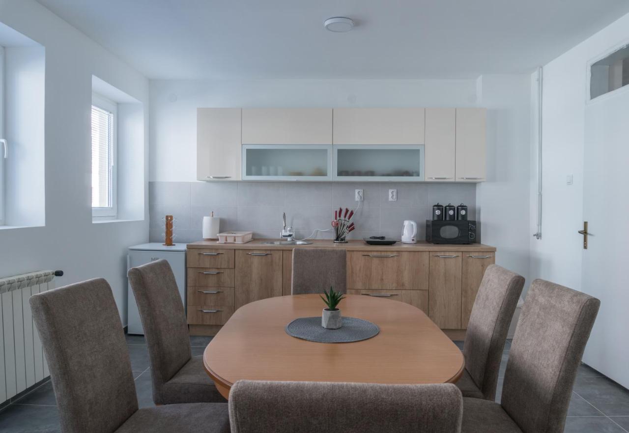 Gerardus Apartmani Вршац Экстерьер фото