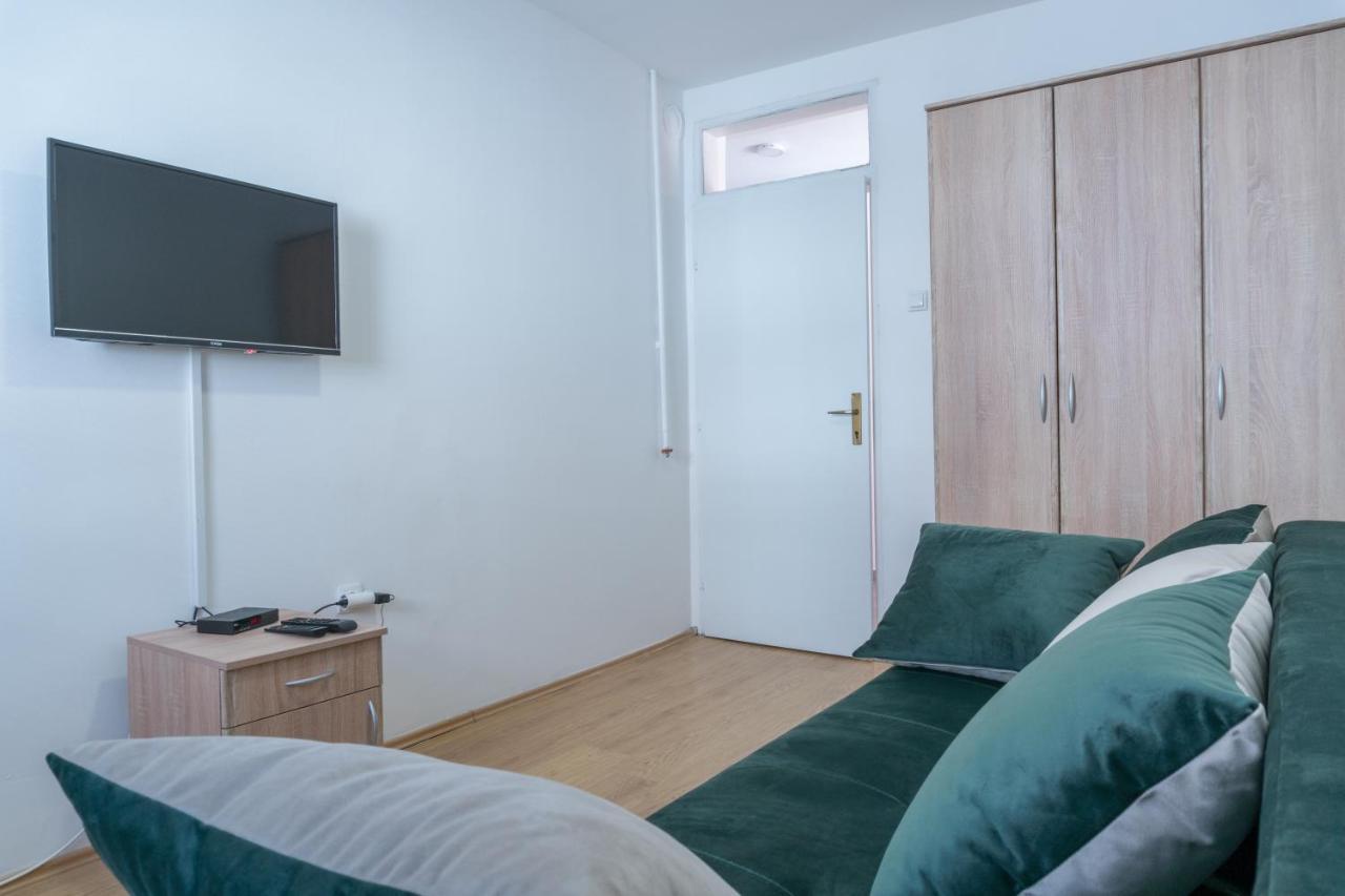 Gerardus Apartmani Вршац Экстерьер фото