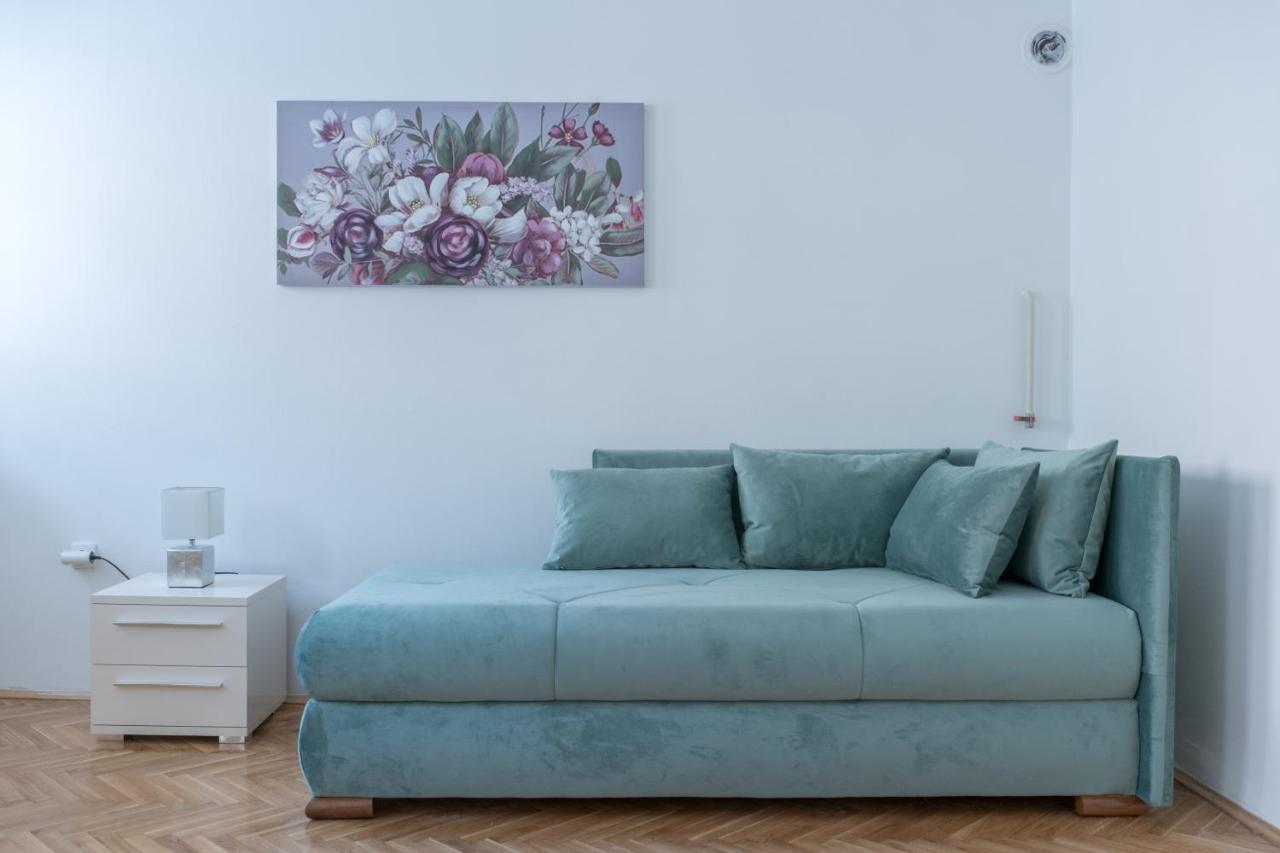 Gerardus Apartmani Вршац Экстерьер фото