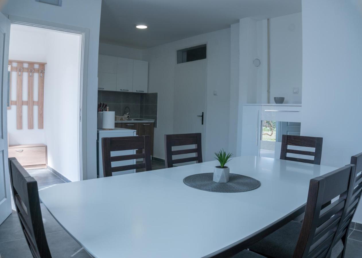 Gerardus Apartmani Вршац Экстерьер фото